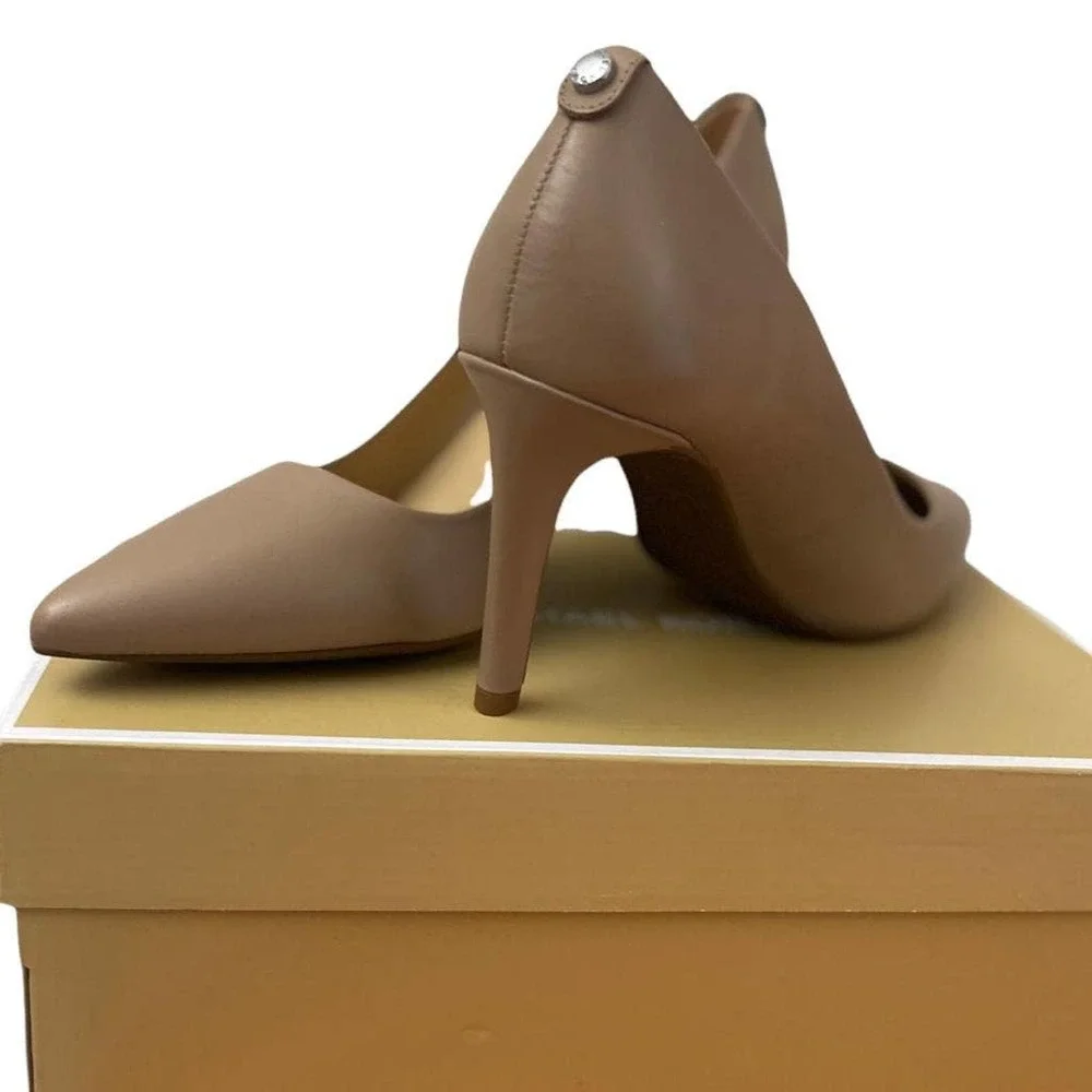 👢⭐MICHAEL KORS⭐👢 New in BOX Khaki Heel - Picture 5 of 6